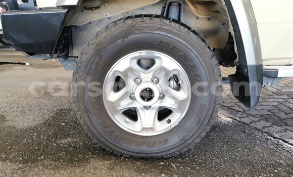 اشتري مستعمل Toyota Land Cruiser Beige سيارة في Maseru في Maseru اشتري مستعمل Toyota Land Cruiser Beige سيارة في Maseru في Maseru
