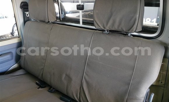 اشتري مستعمل Toyota Land Cruiser Beige سيارة في Maseru في Maseru اشتري مستعمل Toyota Land Cruiser Beige سيارة في Maseru في Maseru
