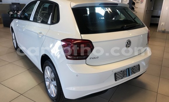 اشتري مستعمل Volkswagen Polo White سيارة في Maseru في Maseru اشتري مستعمل Volkswagen Polo White سيارة في Maseru في Maseru