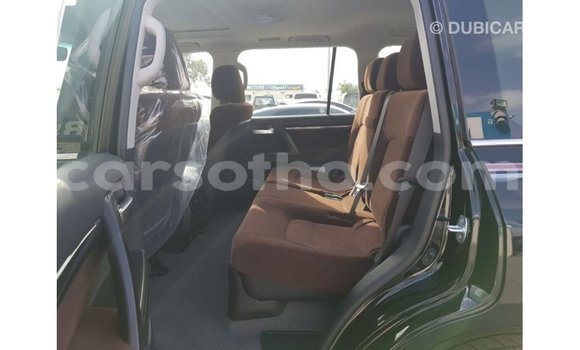 Sayi Imported Toyota Land Cruiser Black Mota in Import - Dubai a Maseru Sayi Imported Toyota Land Cruiser Black Mota in Import - Dubai a Maseru
