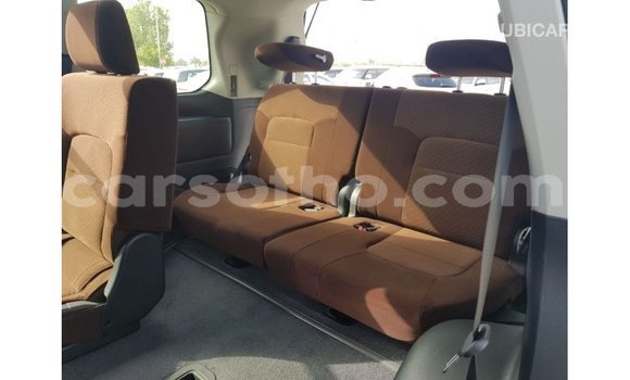 Sayi Imported Toyota Land Cruiser Black Mota in Import - Dubai a Maseru Sayi Imported Toyota Land Cruiser Black Mota in Import - Dubai a Maseru