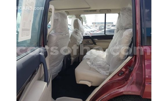 Sayi Imported Mitsubishi Pajero Red Mota in Import - Dubai a Maseru Sayi Imported Mitsubishi Pajero Red Mota in Import - Dubai a Maseru