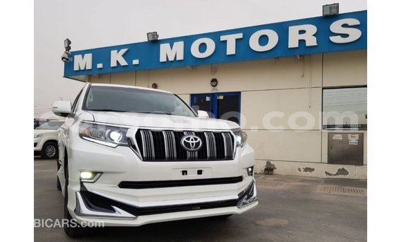 Sayi Imported Toyota Prado White Mota in Import - Dubai a Maseru Sayi Imported Toyota Prado White Mota in Import - Dubai a Maseru