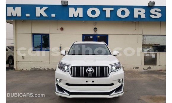 Sayi Imported Toyota Prado White Mota in Import - Dubai a Maseru Sayi Imported Toyota Prado White Mota in Import - Dubai a Maseru