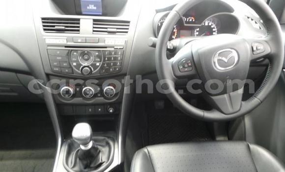 Sayi Na hannu Mazda BT-50 Silver Mota in Maseru a Maseru Sayi Na hannu Mazda BT-50 Silver Mota in Maseru a Maseru