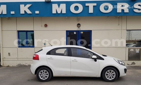 Sayi Imported Kia Rio White Mota in Import - Dubai a Maseru Sayi Imported Kia Rio White Mota in Import - Dubai a Maseru