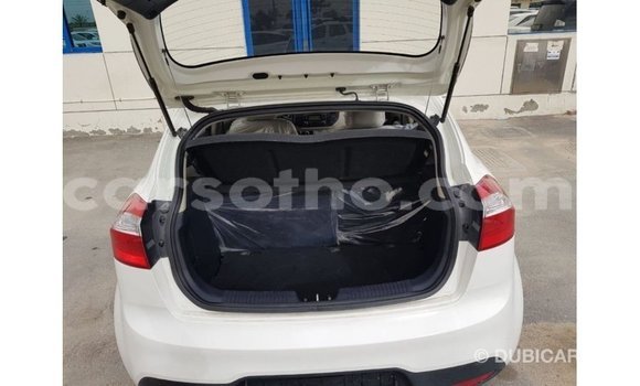 Sayi Imported Kia Rio White Mota in Import - Dubai a Maseru Sayi Imported Kia Rio White Mota in Import - Dubai a Maseru
