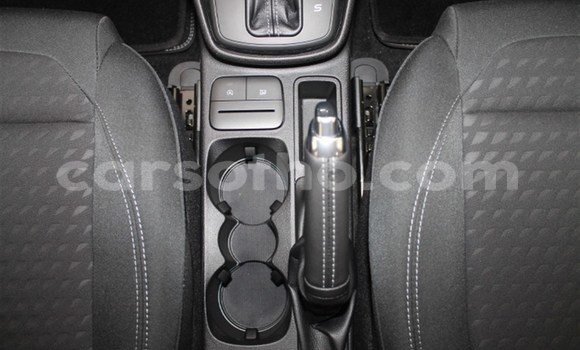 Acheter Occasion Voiture Ford Fiesta Rouge à Import - Dubai, Maseru Acheter Occasion Voiture Ford Fiesta Rouge à Import - Dubai, Maseru