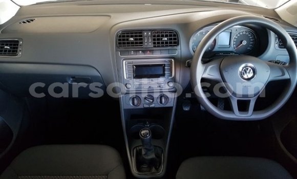 Acheter Occasion Voiture Volkswagen Polo Bleu à Mafeteng, Mafeteng Acheter Occasion Voiture Volkswagen Polo Bleu à Mafeteng, Mafeteng