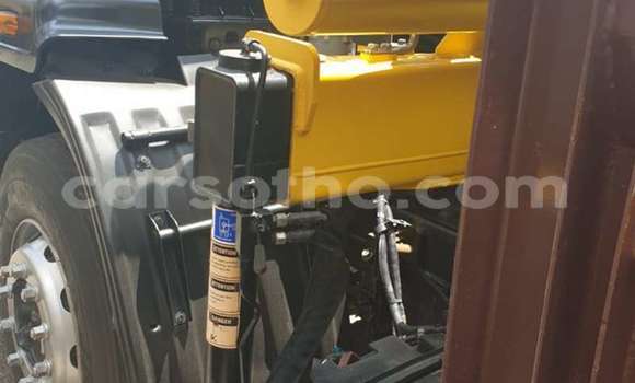 Sayi Na hannu Caterpillar 120 Other Babbar mota in Import - Dubai a Maseru Sayi Na hannu Caterpillar 120 Other Babbar mota in Import - Dubai a Maseru