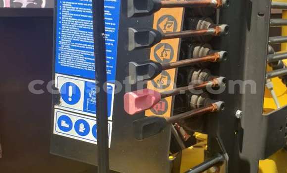 Sayi Na hannu Caterpillar 120 Other Babbar mota in Import - Dubai a Maseru Sayi Na hannu Caterpillar 120 Other Babbar mota in Import - Dubai a Maseru