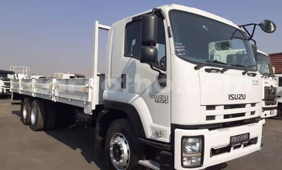 Acheter Occasion Utilitaire Isuzu FTR 850 Blanc à Maseru, Maseru Acheter Occasion Utilitaire Isuzu FTR 850 Blanc à Maseru, Maseru