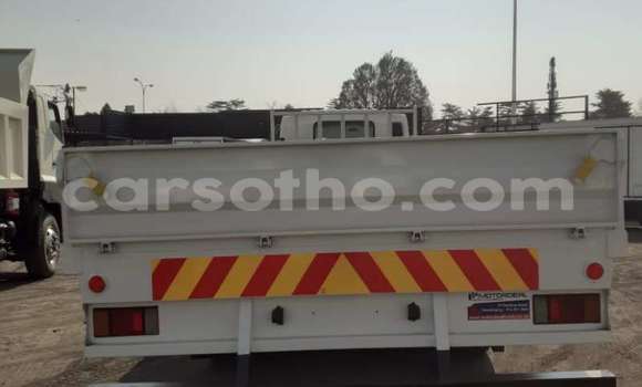 Acheter Occasion Utilitaire Isuzu FTR 850 Blanc à Maseru, Maseru Acheter Occasion Utilitaire Isuzu FTR 850 Blanc à Maseru, Maseru