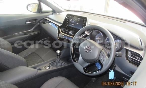 اشتري مستعمل Toyota C-HR Blue سيارة في Maseru في Maseru اشتري مستعمل Toyota C-HR Blue سيارة في Maseru في Maseru