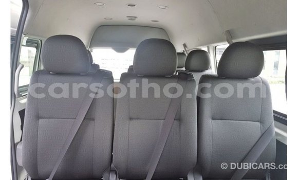 Acheter Import Voiture Toyota Hiace Blanc à Import - Dubai, Maseru Acheter Import Voiture Toyota Hiace Blanc à Import - Dubai, Maseru