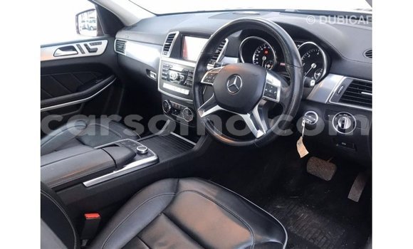 Sayi Imported Mercedes-Benz GLE Black Mota in Import - Dubai a Maseru Sayi Imported Mercedes-Benz GLE Black Mota in Import - Dubai a Maseru