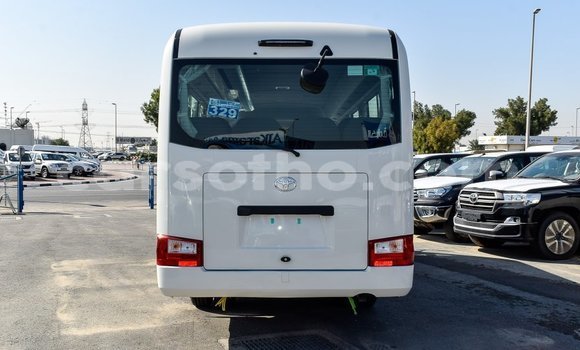 Sayi Imported Toyota Coaster White Mota in Import - Dubai a Maseru Sayi Imported Toyota Coaster White Mota in Import - Dubai a Maseru
