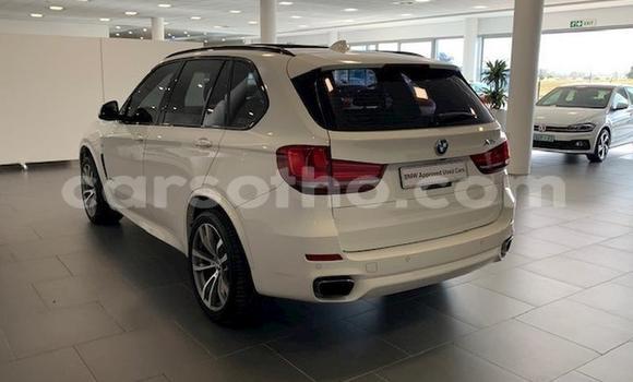 Acheter Occasion Voiture BMW X5 M Blanc à Maseru, Maseru Acheter Occasion Voiture BMW X5 M Blanc à Maseru, Maseru