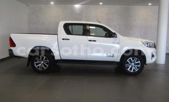 Acheter Occasion Voiture Toyota Hilux Blanc à Maseru, Maseru Acheter Occasion Voiture Toyota Hilux Blanc à Maseru, Maseru