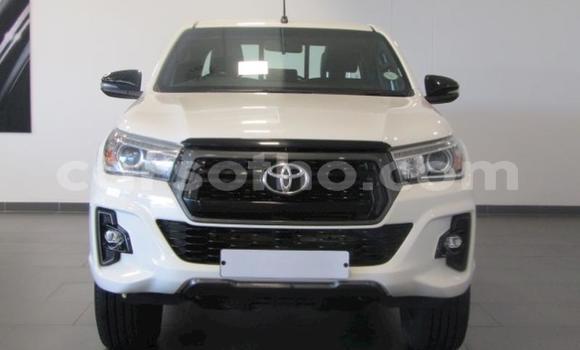 Acheter Occasion Voiture Toyota Hilux Blanc à Maseru, Maseru Acheter Occasion Voiture Toyota Hilux Blanc à Maseru, Maseru