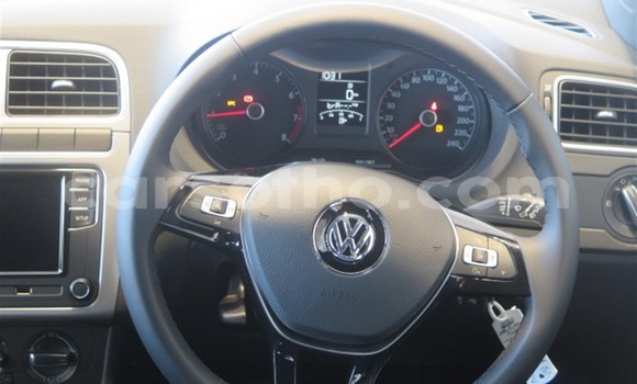 اشتري مستعمل Volkswagen Polo Red سيارة في Maseru في Maseru اشتري مستعمل Volkswagen Polo Red سيارة في Maseru في Maseru