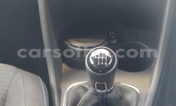 اشتري مستعمل Volkswagen Polo Red سيارة في Maseru في Maseru اشتري مستعمل Volkswagen Polo Red سيارة في Maseru في Maseru