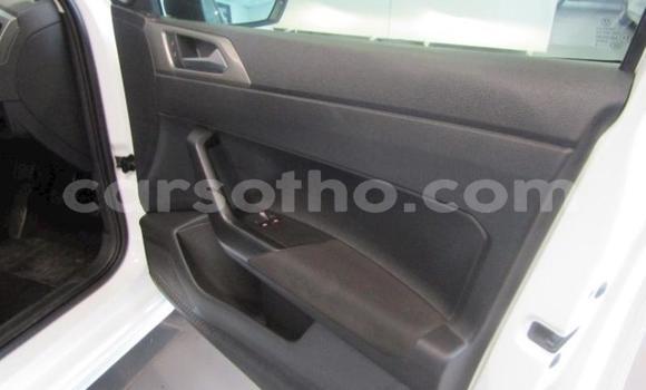 Sayi Na hannu Volkswagen Polo White Mota in Maseru a Maseru Sayi Na hannu Volkswagen Polo White Mota in Maseru a Maseru