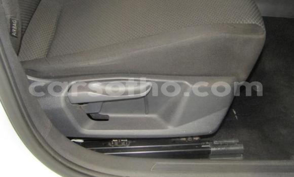 Sayi Na hannu Volkswagen Polo White Mota in Maseru a Maseru Sayi Na hannu Volkswagen Polo White Mota in Maseru a Maseru