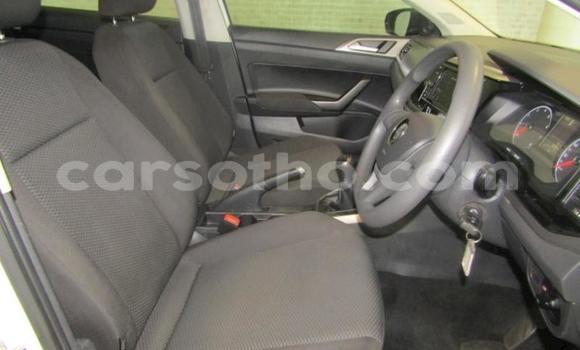 Sayi Na hannu Volkswagen Polo White Mota in Maseru a Maseru Sayi Na hannu Volkswagen Polo White Mota in Maseru a Maseru