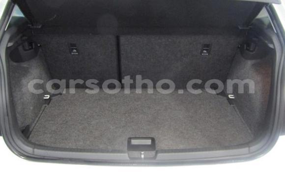 Sayi Na hannu Volkswagen Polo White Mota in Maseru a Maseru Sayi Na hannu Volkswagen Polo White Mota in Maseru a Maseru