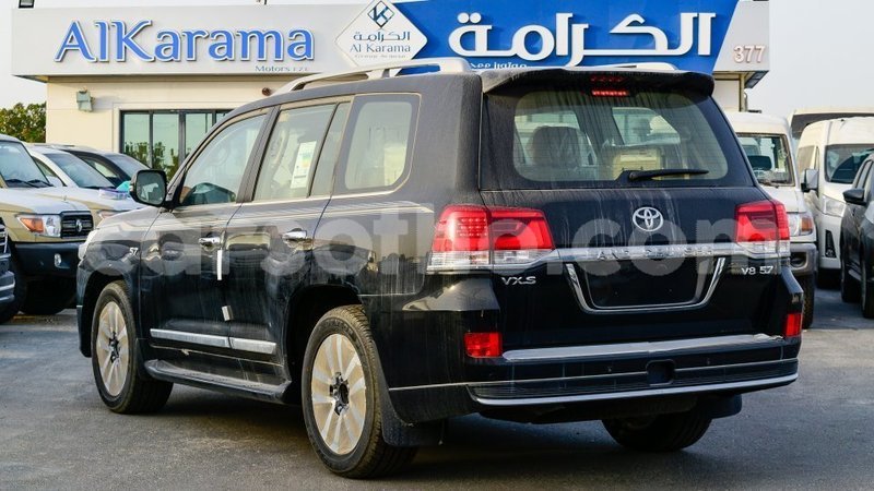 Big with watermark toyota land cruiser maseru import dubai 17576