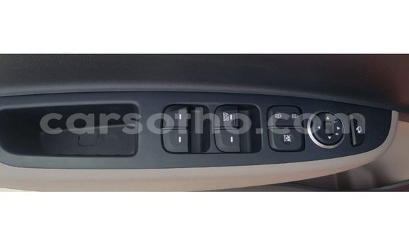 Sayi Imported Hyundai i10 Red Mota in Import - Dubai a Maseru Sayi Imported Hyundai i10 Red Mota in Import - Dubai a Maseru