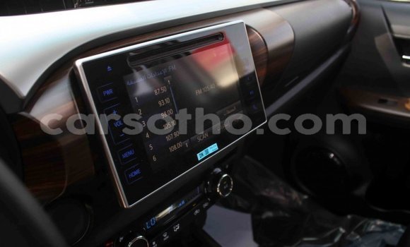 Buy Import Toyota Hilux White Car in Import - Dubai in Maseru Buy Import Toyota Hilux White Car in Import - Dubai in Maseru