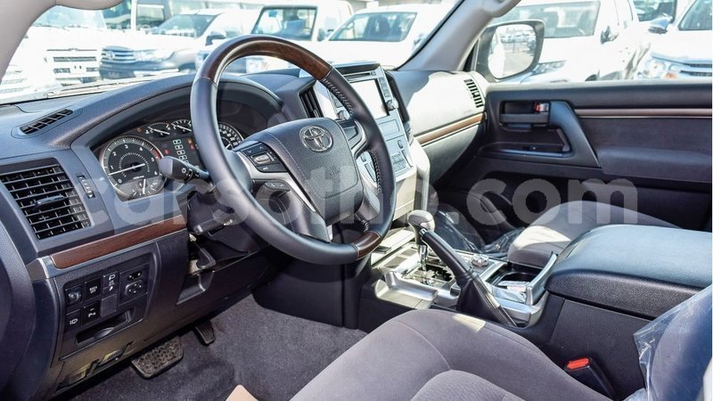Big with watermark toyota land cruiser maseru import dubai 17585