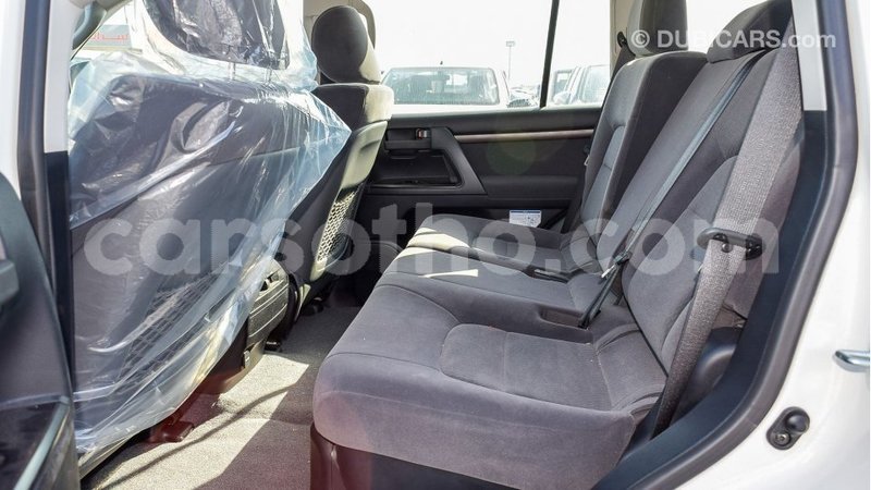 Big with watermark toyota land cruiser maseru import dubai 17585