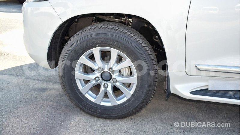 Big with watermark toyota land cruiser maseru import dubai 17585