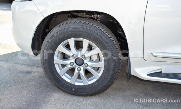 Buy Import Toyota Land Cruiser White Car in Import - Dubai in Maseru Buy Import Toyota Land Cruiser White Car in Import - Dubai in Maseru