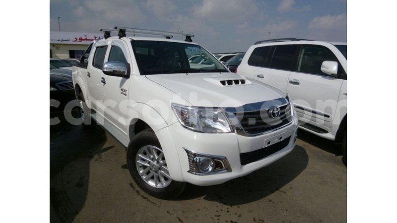 Big with watermark toyota hilux maseru import dubai 17591