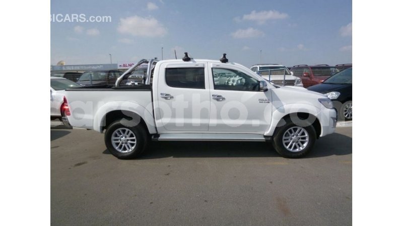 Big with watermark toyota hilux maseru import dubai 17591