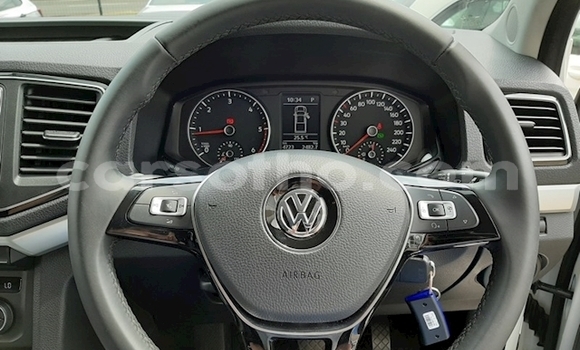 اشتري مستعمل Volkswagen Amarok White سيارة في Mohale's Hoek في Mohale's Hoek اشتري مستعمل Volkswagen Amarok White سيارة في Mohale's Hoek في Mohale's Hoek