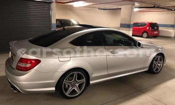 Sayi Na hannu Mercedes-Benz C–Class Silver Mota in Maseru a Maseru Sayi Na hannu Mercedes-Benz C–Class Silver Mota in Maseru a Maseru