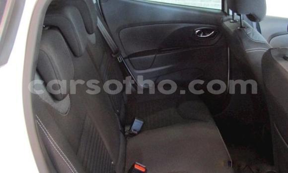 Acheter Occasion Voiture Renault Clio Blanc à Maseru, Maseru Acheter Occasion Voiture Renault Clio Blanc à Maseru, Maseru