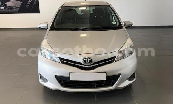 Sayi Na hannu Toyota Yaris Silver Mota in Maseru a Maseru Sayi Na hannu Toyota Yaris Silver Mota in Maseru a Maseru