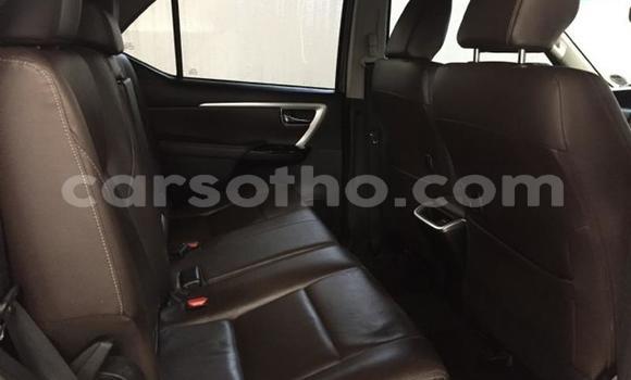 Acheter Occasion Voiture Toyota Fortuner Gris à Maseru, Maseru Acheter Occasion Voiture Toyota Fortuner Gris à Maseru, Maseru