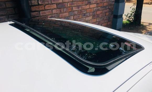 Acheter Occasion Voiture BMW 1–Series Blanc à Maseru, Maseru Acheter Occasion Voiture BMW 1–Series Blanc à Maseru, Maseru