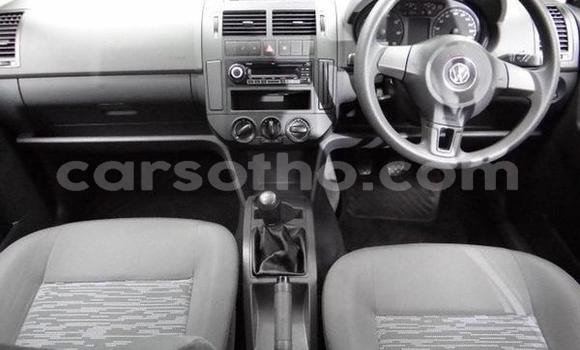 Acheter Occasion Voiture Volkswagen Polo Rouge à Butha–Buthe, Thaba-Tseka Acheter Occasion Voiture Volkswagen Polo Rouge à Butha–Buthe, Thaba-Tseka