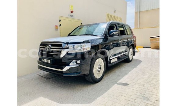 Sayi Imported Toyota Land Cruiser Black Mota in Import - Dubai a Maseru Sayi Imported Toyota Land Cruiser Black Mota in Import - Dubai a Maseru