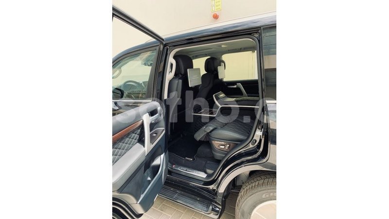 Big with watermark toyota land cruiser maseru import dubai 17643