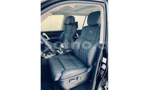 Sayi Imported Toyota Land Cruiser Black Mota in Import - Dubai a Maseru Sayi Imported Toyota Land Cruiser Black Mota in Import - Dubai a Maseru