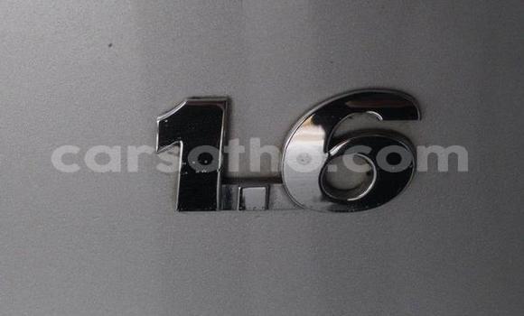 Sayi Na hannu Volkswagen Polo Silver Mota in Roma a Maseru Sayi Na hannu Volkswagen Polo Silver Mota in Roma a Maseru